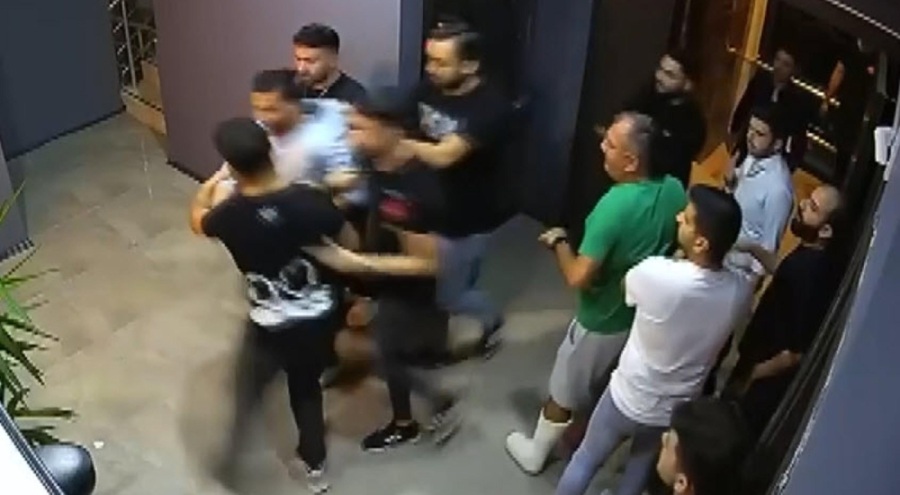 Restoranda denetime giden polis ve gazeteciye saldırı! Çok sayıda gözaltı