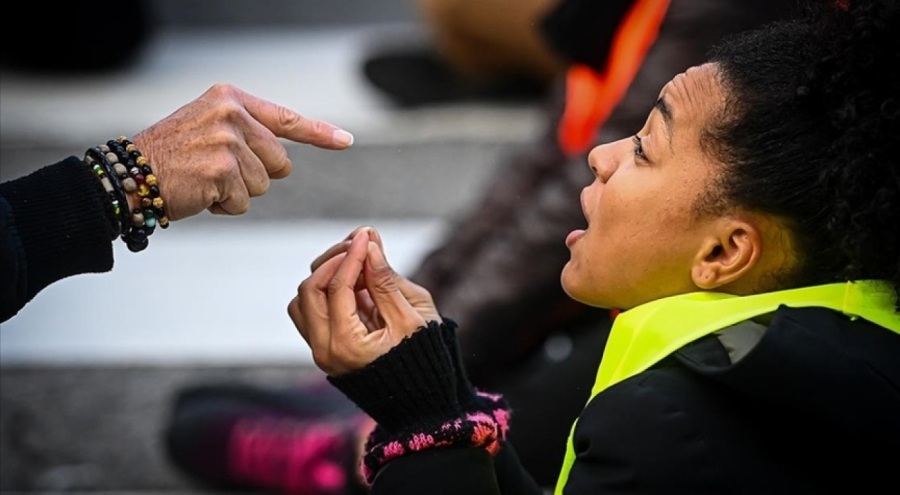 İtalya'da iklim aktivistleri yol kapatma eylemleri yaptı