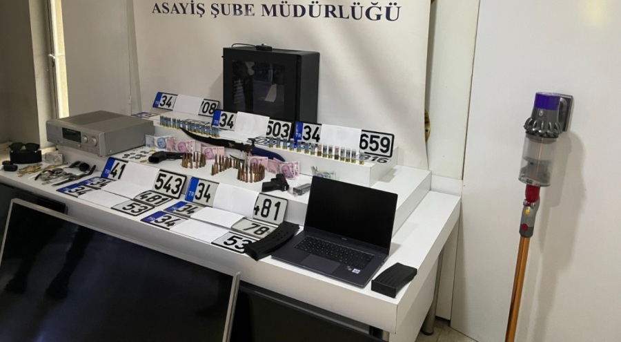 İstanbul'da change araçlarla hırsızlık yapan 7 şahıs yakalandı