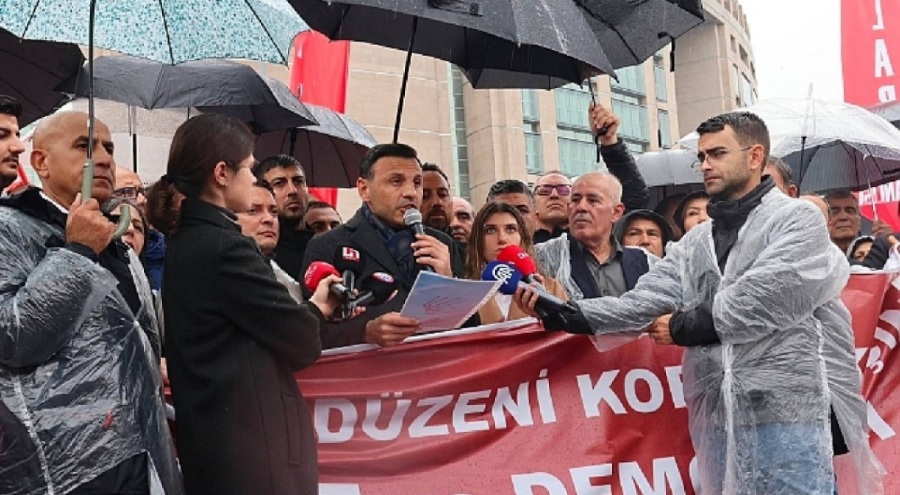 CHP İstanbul İl Başkanı: İçinde bulunduğumuz durum Anayasa'yı tanımamaya varan bir kalkışmadır