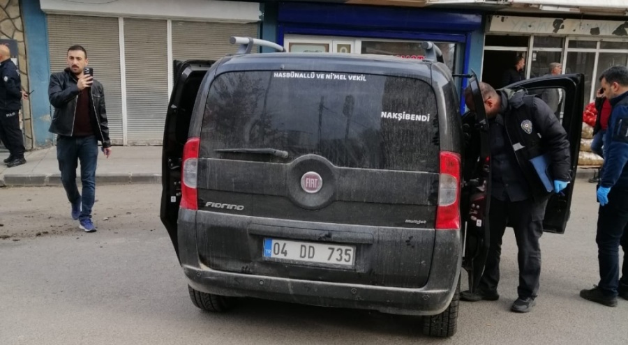 Ağrı'da kardeşlerine boşanma davası açan eniştelerini öldürdüler