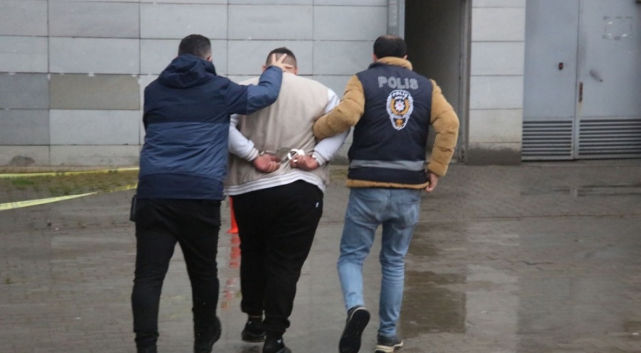 3 ilde TIR'lardan hırsızlık yapan şüphelilere operasyon! Çok sayıda gözaltı