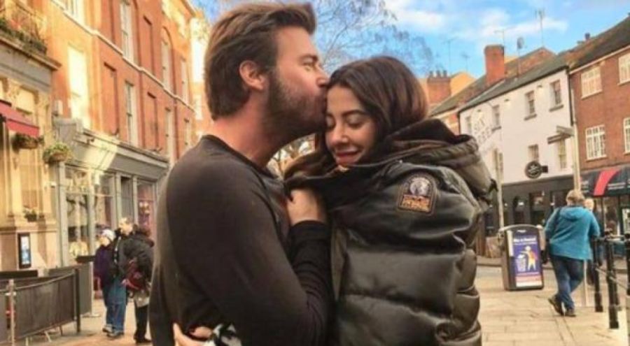 Başak Dizer'in sokak tarzı çok beğenildi