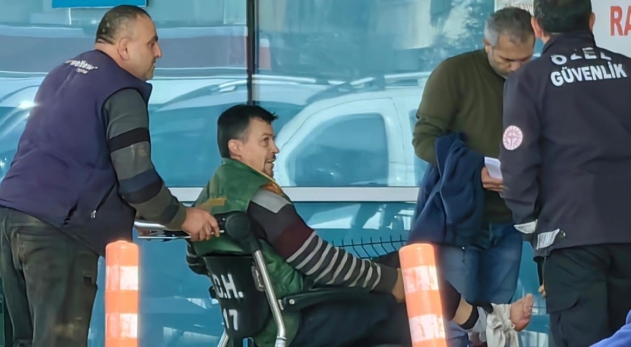 Bursa'da motorlu testere ile ayağını kesti!