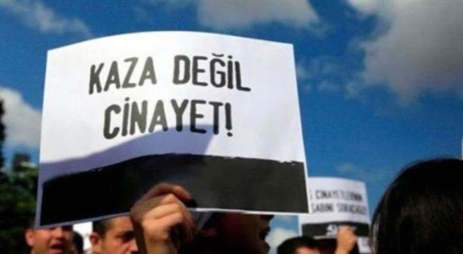 Manisa'da merdiven boşluğuna düşen işçi yaşamını yitirdi