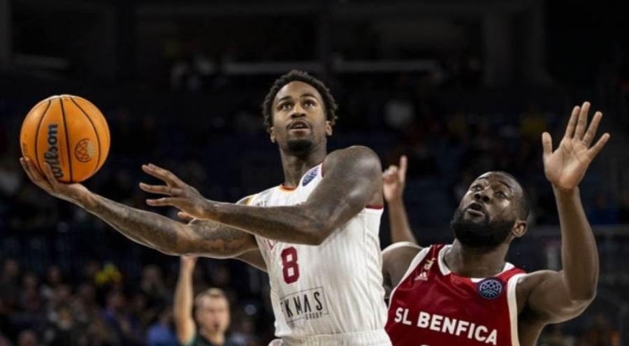 Galatasaray, Benfica'yı yendi