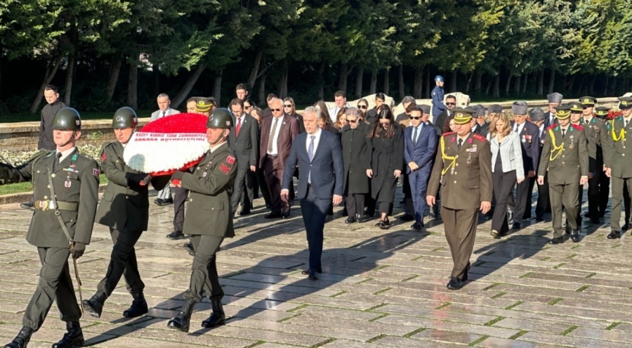KKTC'nin Ankara Büyükelçisi, Anıtkabir'i ziyaret etti