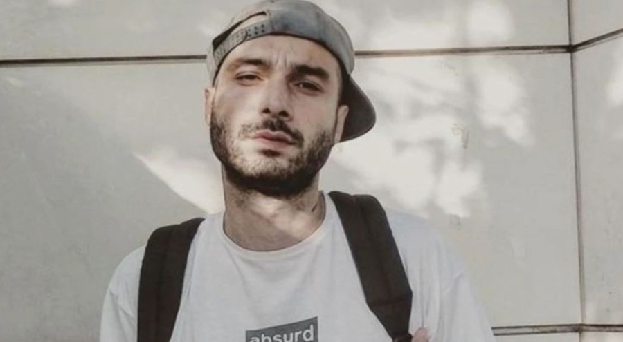 Sansar Salvo intihara teşsebbüs etti