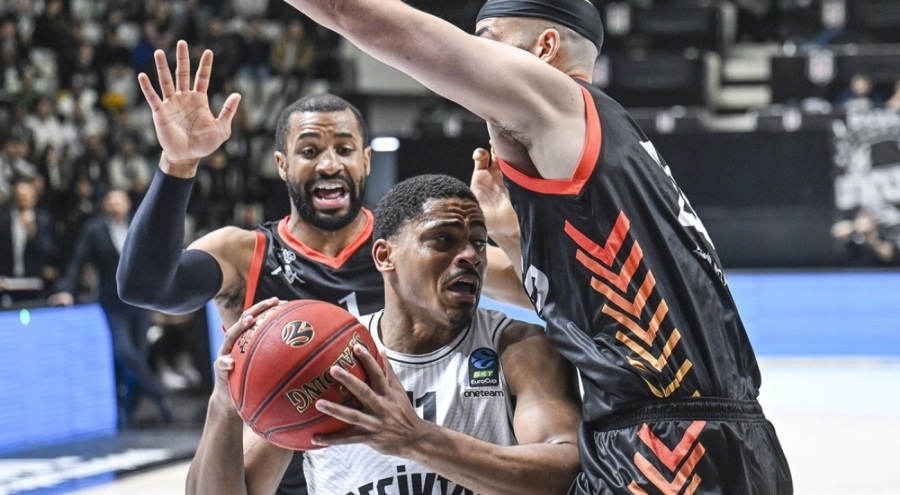 Beşiktaş, London Lions'a mağlup oldu