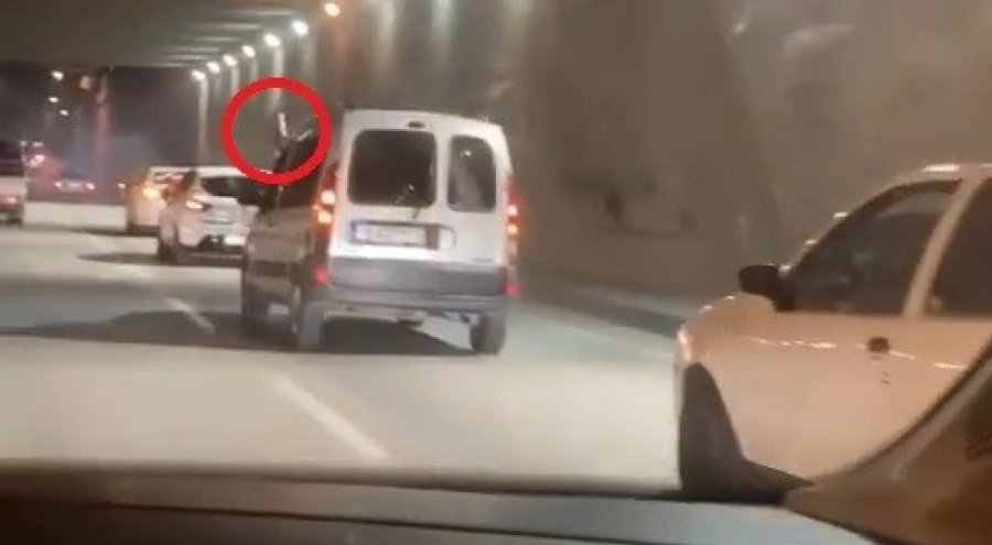 Bursa'da trafikte tehlike saçan konvoy! Arka arkaya ateş açıldı