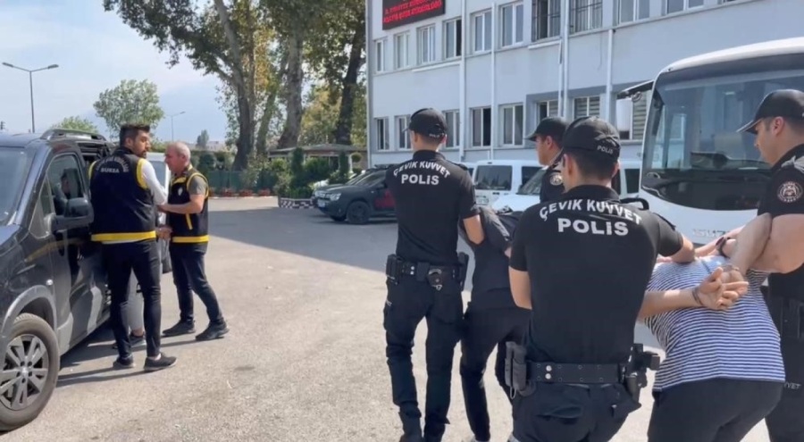 Bursa'da 'kasten adam öldürme' suçundan aranıyordu! Yakalandı