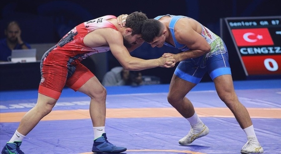 Dünya Güreş Federasyonu, milli güreşçi Ali Cengiz'in şampiyonluğu bölündü!