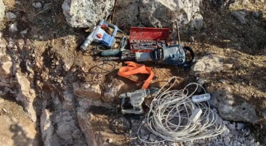 İzinsiz kazı yapan 10 defineci gözaltına alındı