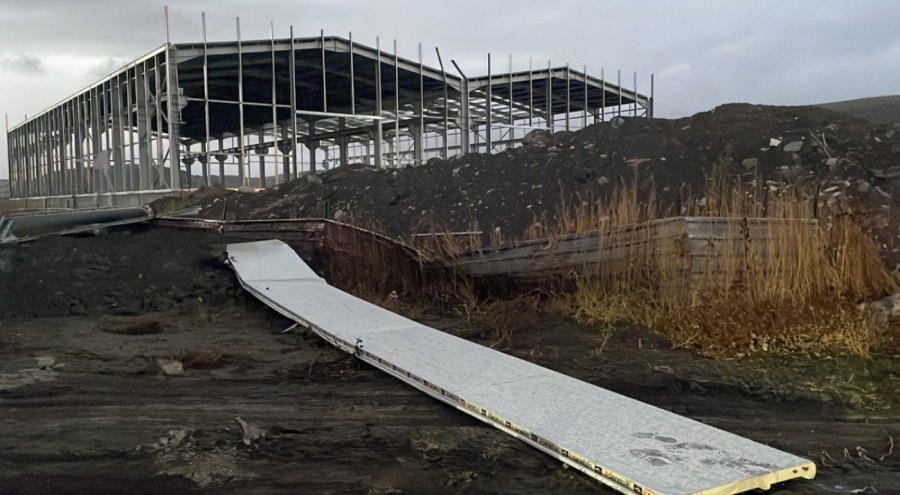 Kayseri'de fırtınada dengesini kaybedip çalıştığı inşaattan düşen işçi hayatını kaybetti