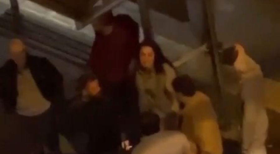 Bursa'da bir kadın tartıştığı adamı arka arkaya tokatladı!