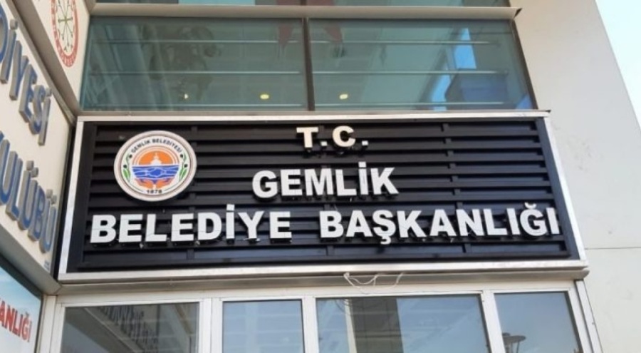 Bursa  Gemlik Belediyesi'nde flaş istifa