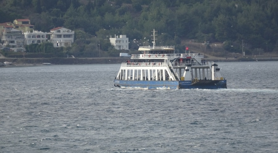 Bozcaada ve Gökçeada'ya yarınki bazı feribot seferlerine fırtına engeli