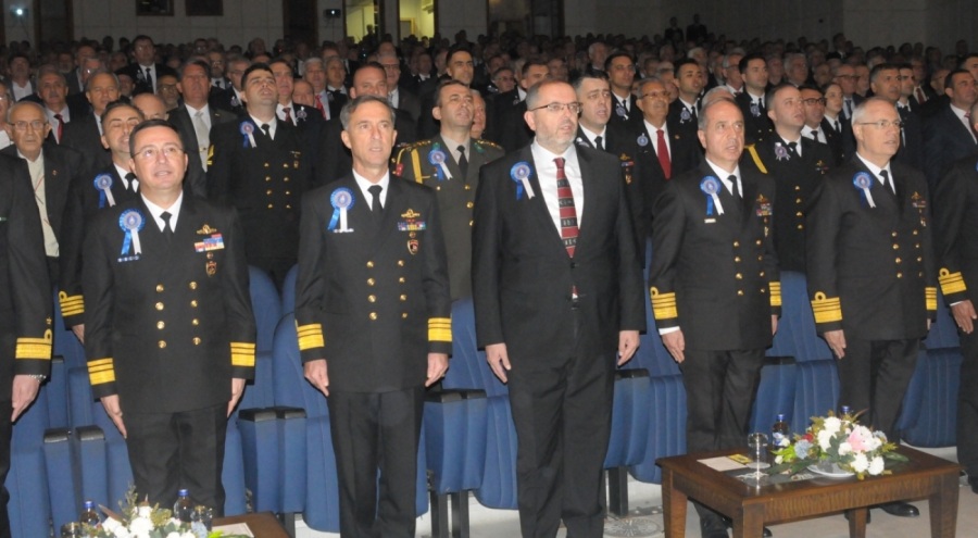 Deniz Kuvvetleri Komutanı Oramiral Tatlıoğlu'ndan çarpıcı açıklamalar