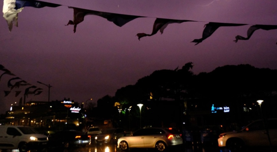 İstanbul için peş peşe uyarılar! 'Tam fırtına' geliyor