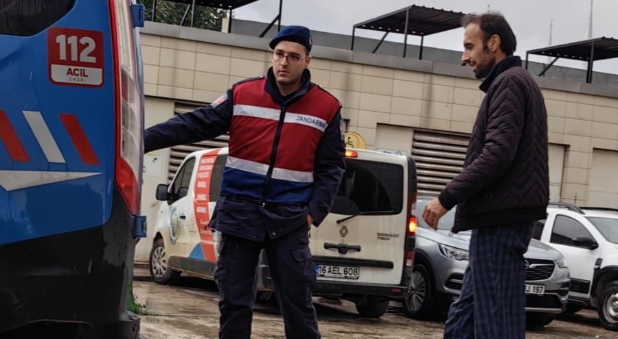 Bursa'da Atatürk'e hakarete tutuklama!