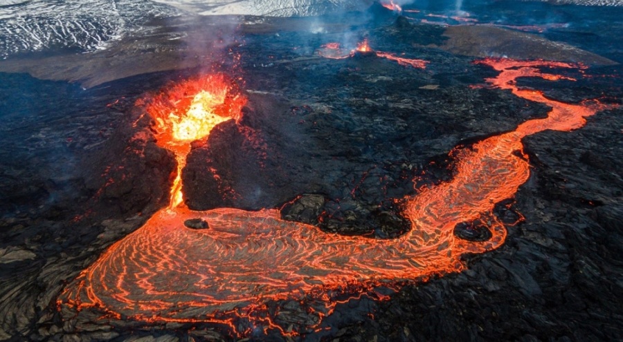 İzlanda'da beklenen volkanik patlama, Türkiye'yi de etkileyebilir!