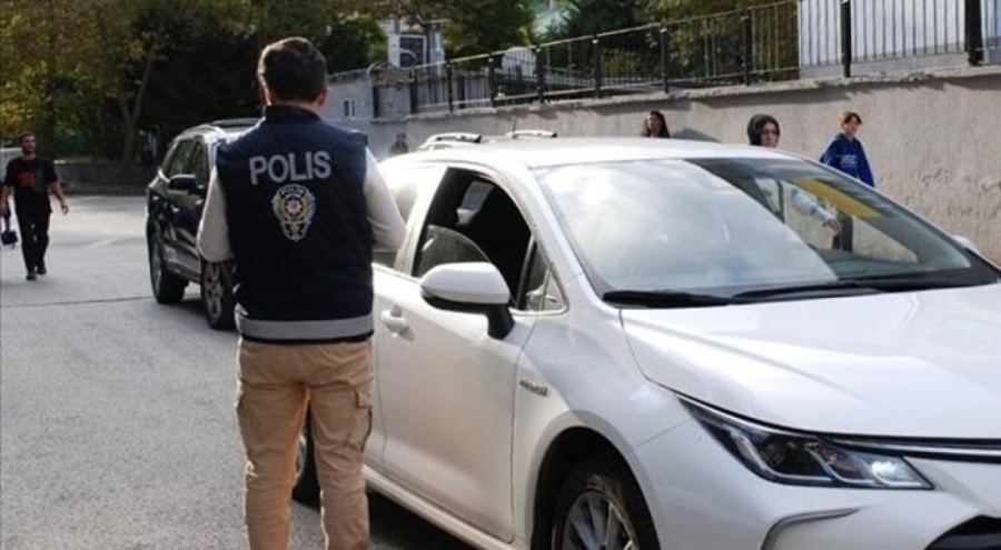 Polis ekipleri okul çevrelerinde denetim gerçekleştirdi