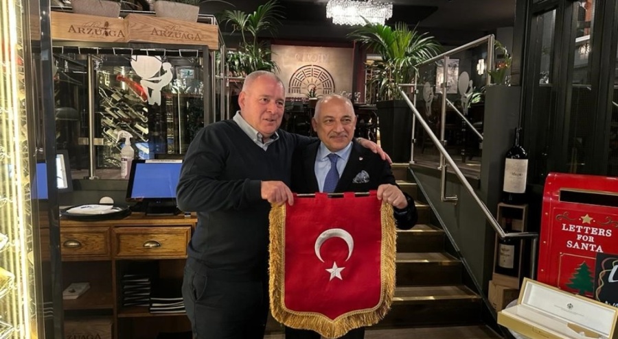 Galler - Türkiye resmi maç yemeği düzenlendi