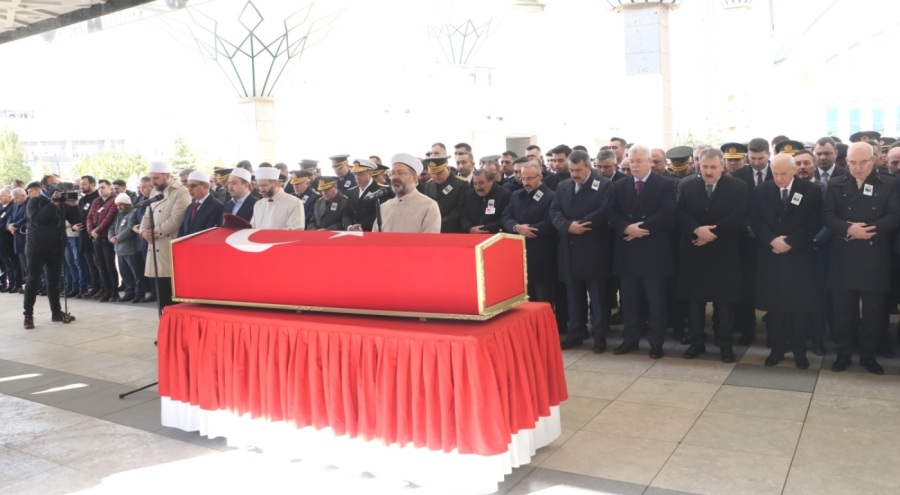 Şehit Abdullah Köse son yolculuğuna uğurlandı