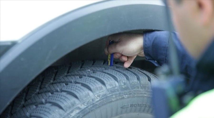 Kış lastiği zorunluluğunda tarih değişti! Son gün 25 Kasım