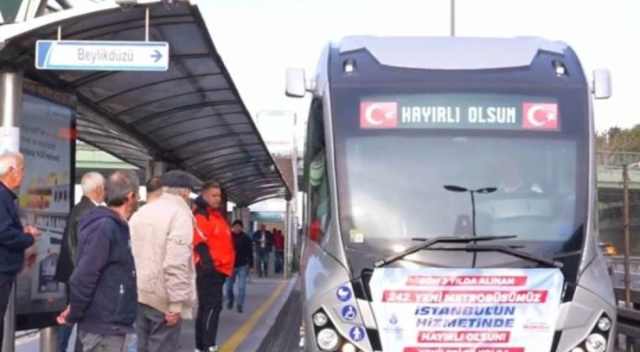 Ekrem İmamoğlu'ndan metrobüs açıklaması