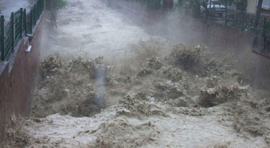 Aşırı yağış ve selden etkilenen KOBİ'lere destek