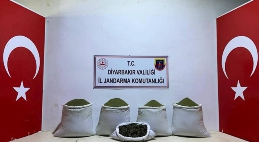 Diyarbakır'da 111 kilo esrar ele geçirildi