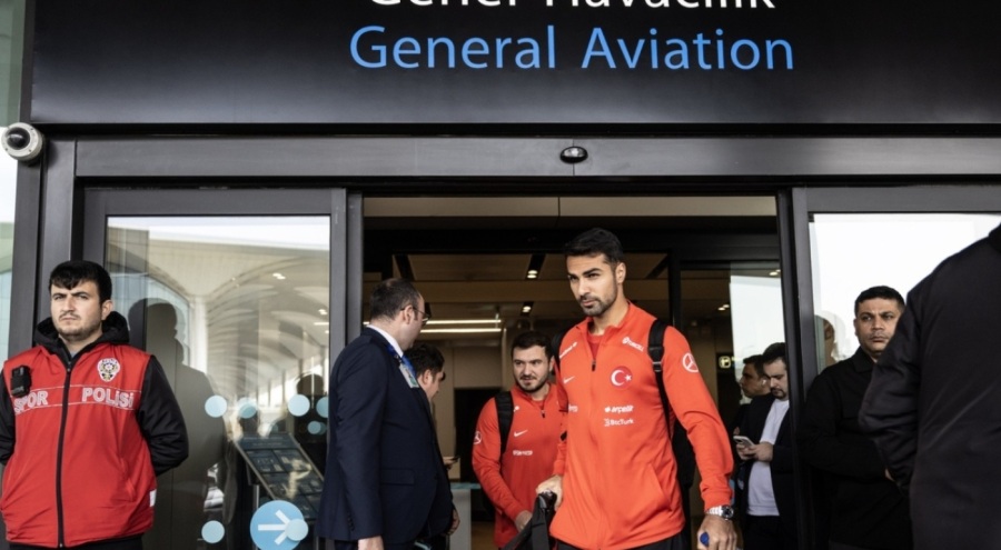 A Milli  Futbol Takımı Türkiye'ye döndü