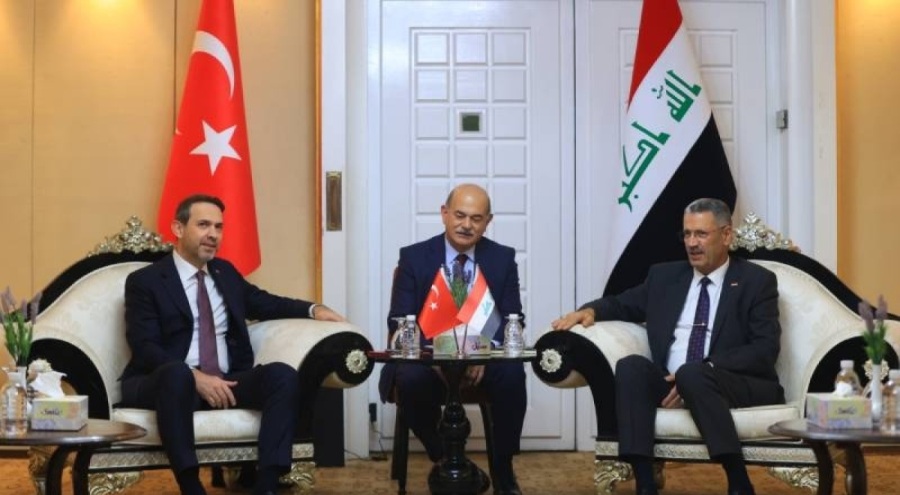 Bakan Bayraktar Irak Petrol Bakanı ile bir araya geldi