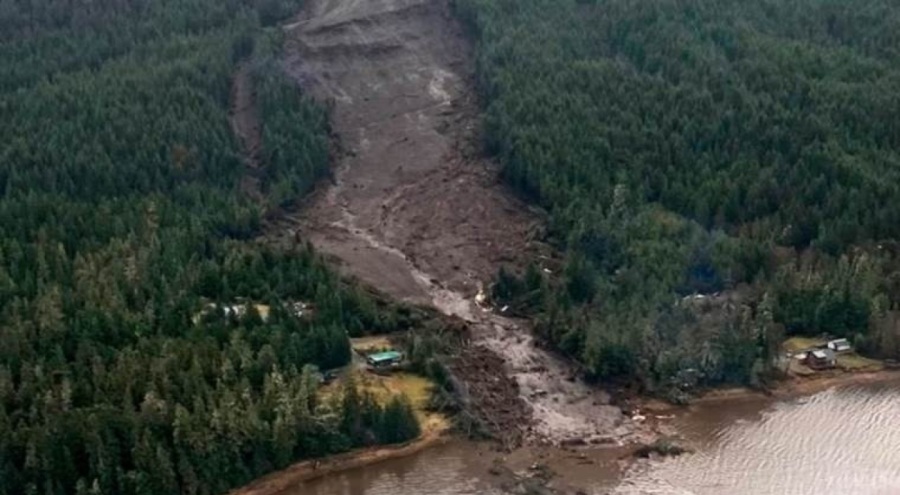 ABD'de toprak kayması sonucu 3 kişi hayatını kaybetti