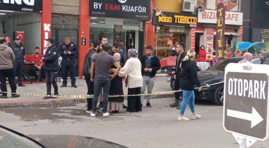 Kadın cinayeti: Yemek yerken öldürüldü