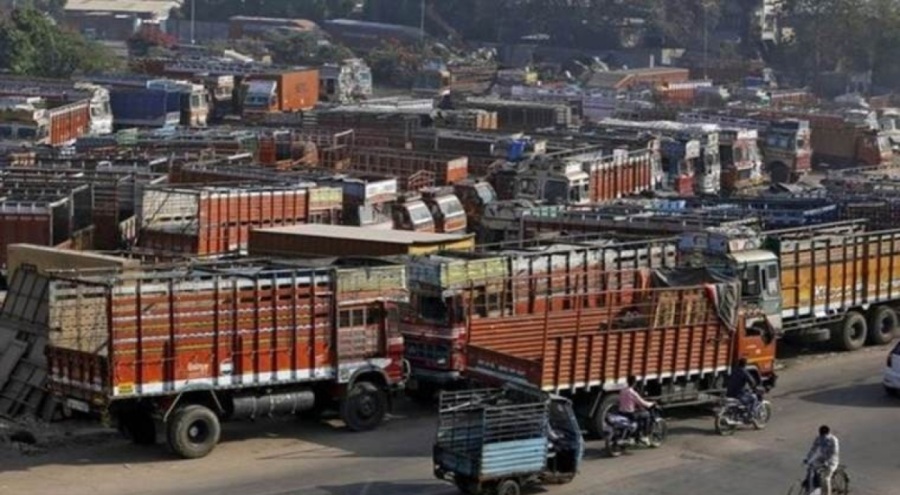 Avrupa'da elektrikliler hariç kamyon ve otobüslere yasak geliyor!