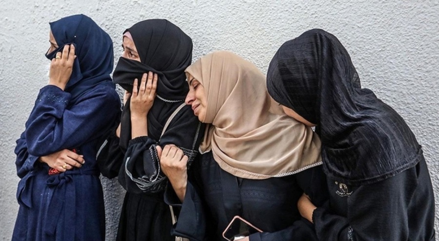 Gazze'de her iki saate bir 7 kadın İsrail saldırılarında can veriyor