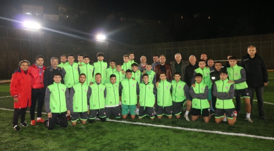 Osmangazi Belediye başkan aday adayı Işık, AVP Cihanspor'u ziyaret etti