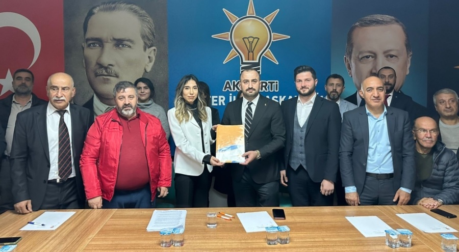 AK Parti Nilüfer'den Kübra Gönder aday adaylığını açıkladı