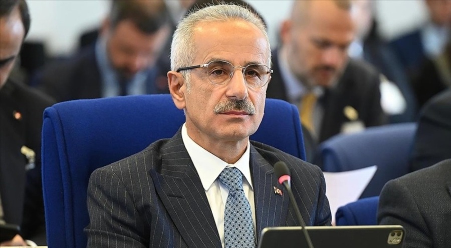 Uraloğlu: 2028'e kadar 1006 kilometre yeni otoyol yatırımı gerçekleştireceğiz