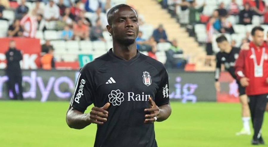 Beşiktaş'tan Bailly için sakatlık açıklaması