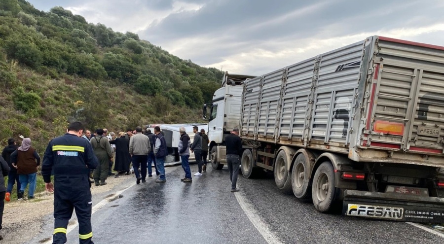 Bursa'da feci kaza! Çok sayıda yaralı