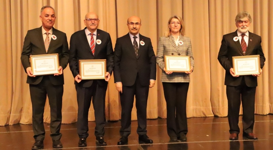 24 Kasım Öğretmenler Günü Bursa'da kutlandı