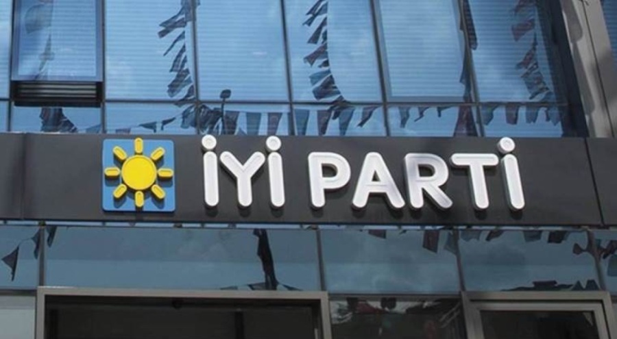 İYİ Parti'de toplu istifa