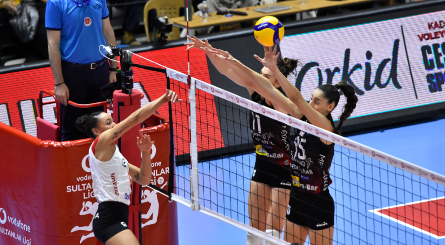 Nilüfer Belediyespor evinde 3-0 mağlup oldu