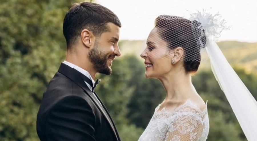 Yıldız Çağrı Atiksoy ile Berk Oktay'ın bebekleri olacak