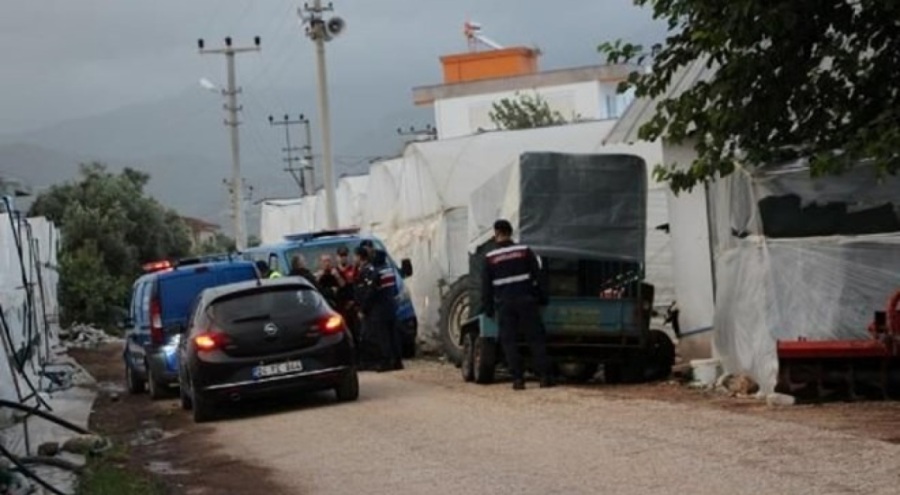 13 yaşında çocuk tüfekle oynarken annesini vurdu