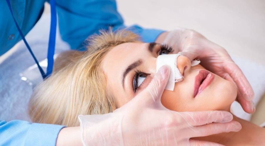 Güzellik algısı değişti, bıçak altına yatma yaşı düştü