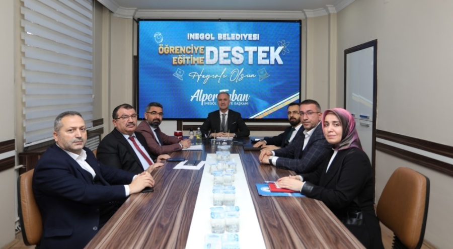 İnegöl'de öğrenciye 1,5 milyon lira yardım yapıldı